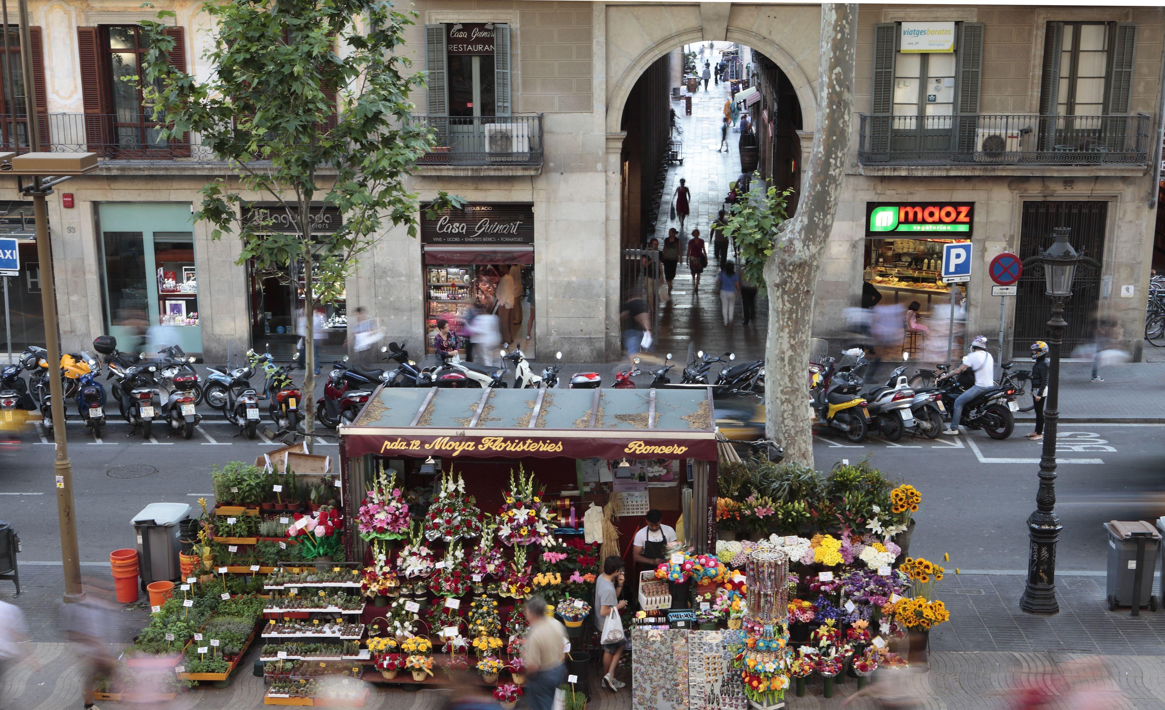 Rambla 102 — Photos 1
